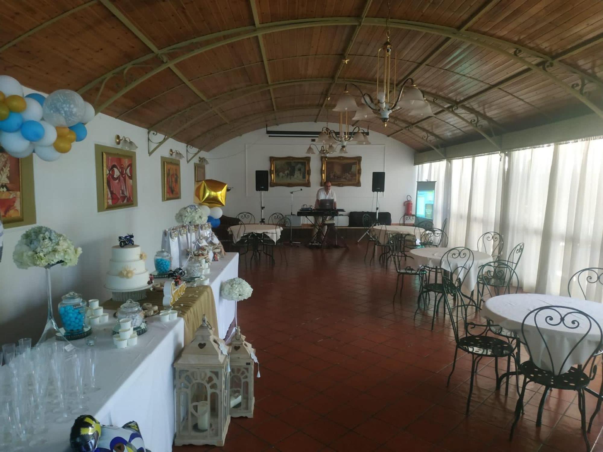 Manocalzati Cristal Hotel מראה חיצוני תמונה